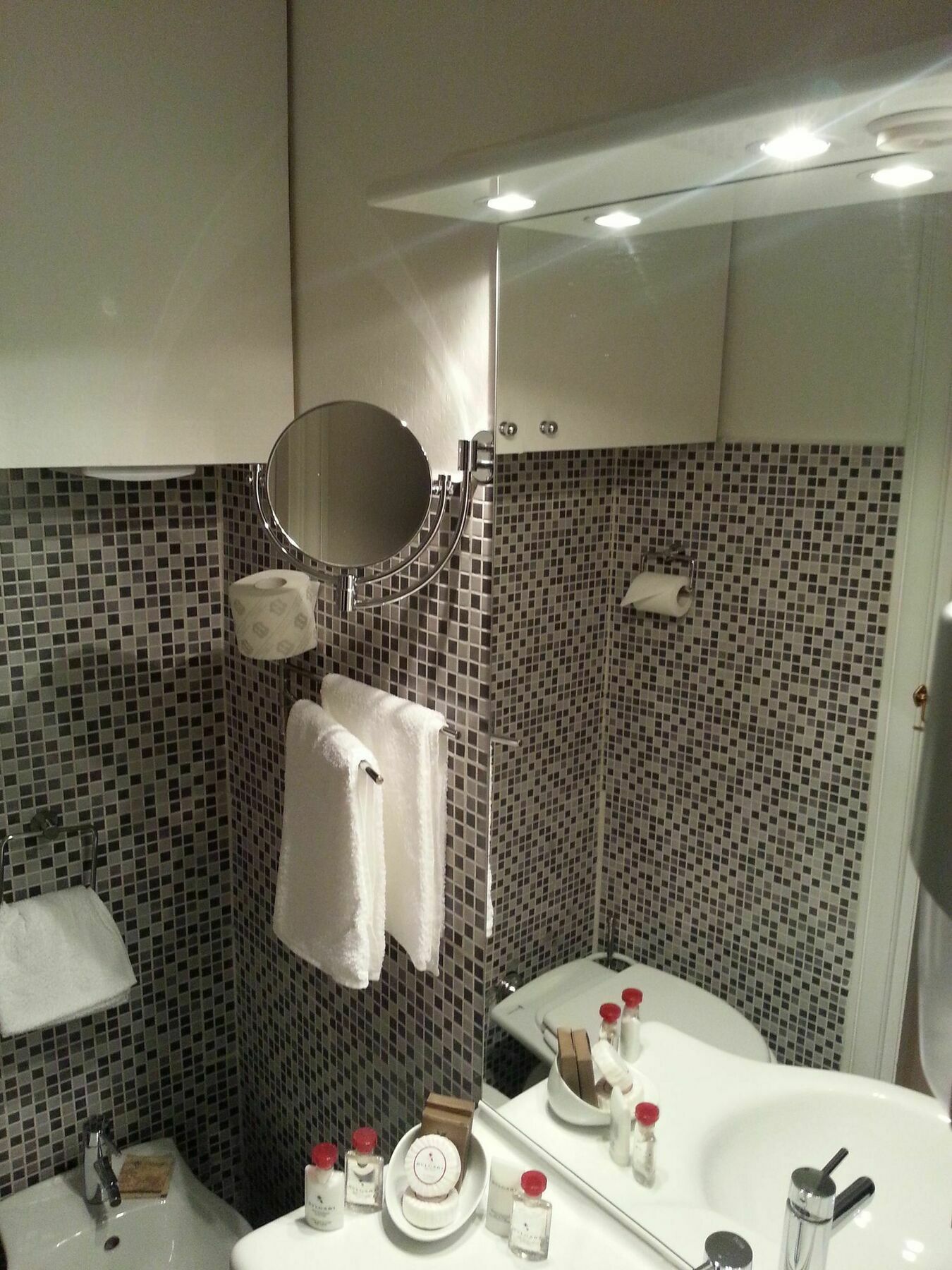 Luxury Fashion Suites Rome Exterior photo